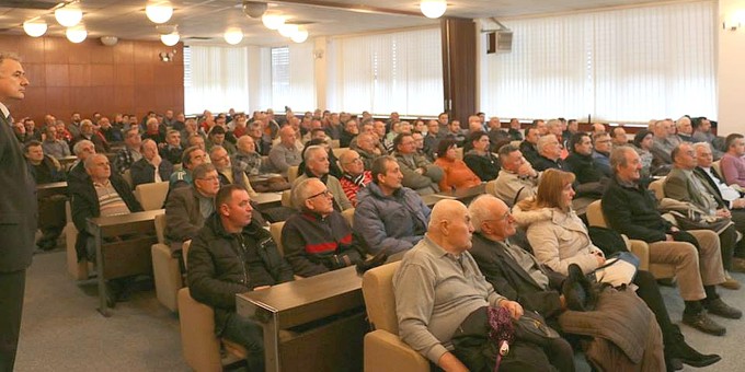 Brojni pčelari na predavanju Janoša Balinta