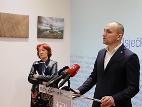 Župan Ivan Anušić predstavlja potpore OBŽ