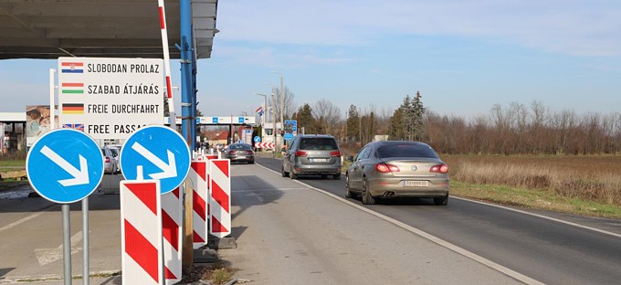 Slobodan prolaz: GP Duboševica - Udvar