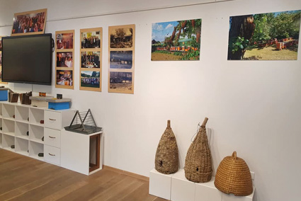 Izložba fotografija i pčelarskih starina